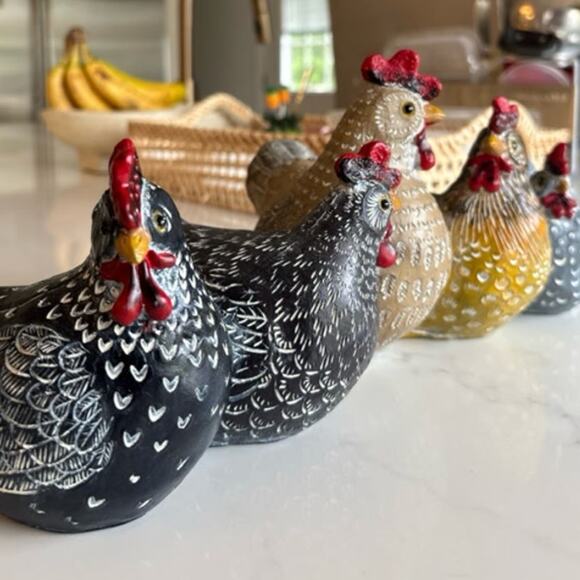 NWT ~ Set/5 Modern Farmhouse Barnyard Chicken Rooster Family Sculpture - Picture 2 of 4